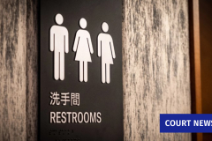 Hongkongský soud rozhodl ve prospěch trans muže, který napadl zákaz používání toalet
