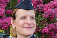 Vyhozena z armády za to, že je transsexuální, kniha důstojníka vesmírných sil se dostala na seznam zakázaných knih ministerstva obrany