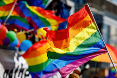 Co je Měsíc hrdosti? Vše, co potřebujete vědět o LGBTQ+ oslavě