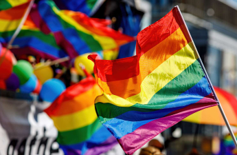 Co je Měsíc hrdosti? Vše, co potřebujete vědět o LGBTQ+ oslavě