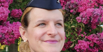 Vyhozena z armády za to, že je transsexuální, kniha důstojníka vesmírných sil se dostala na seznam zakázaných knih ministerstva obrany